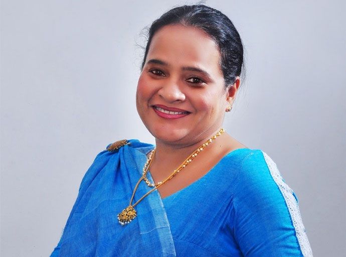 ගල් අඟුරු ‘හදිසි මිලදී ගැනීම්’ වැඩි මිල - දුෂිත ගණුදෙනුවකට ආණ්ඩුව උත්සහ දරයි - රෝහිණී කවිරත්න