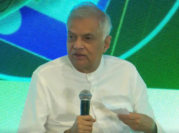 පක්ෂය සහ දේශපාලනය පිළිබඳ රනිල් ගෙන් යෝජනාවක් - රනිල් කොලම