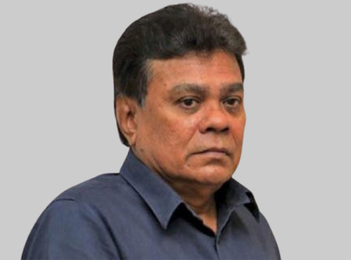 කොළඹ මහේස්ත්‍රාත් අධිකරණ නීතිඥ සංගමයේ සභාපති ගුණරත්න වන්නිනායකට එරෙහිව කණ්ඩායමක්