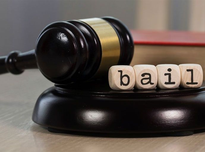 කෙහෙළිය රඹුක්වැල්ල ගේ ඥාතියාට සහ සැකකාර ව්‍යාපාරිකයාට ඇප