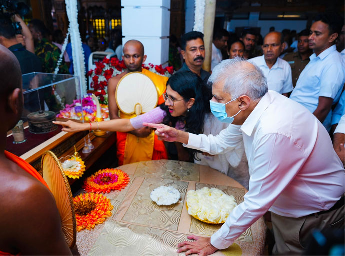 රනිල්, අතීත චීන ඉන්දු සබඳතා පිළිබඳ ඉන්දියාවට කියා දෙයි - රනිල් කොලම