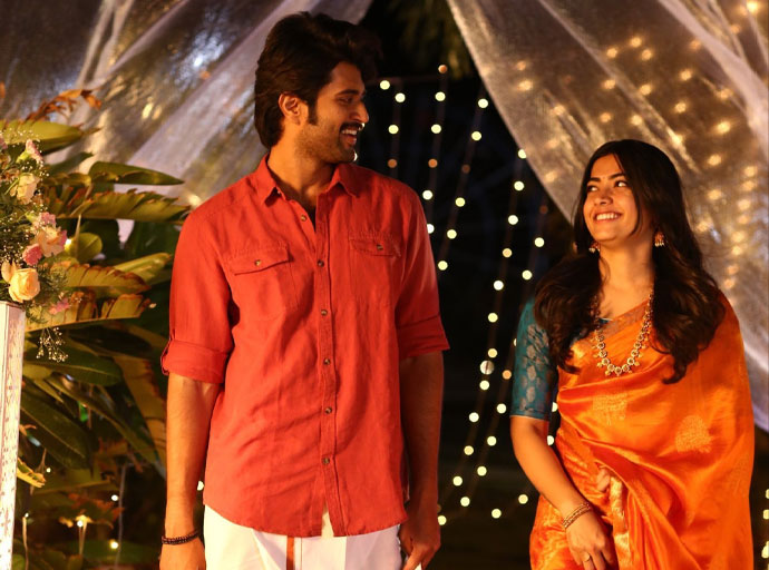 තිරයේ පෙම් යුවළ සැබෑ ජීවිතයේ දී ද එකතු වෙති