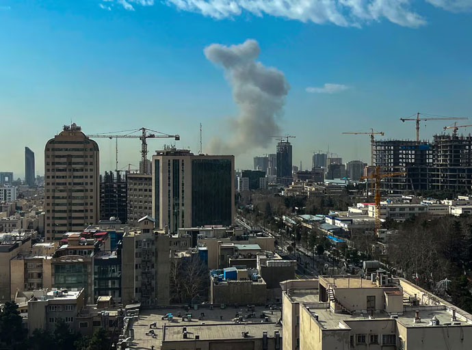 පූර්ව-ආරක්ෂිත පියවරක් ලෙස ඉරානයට පහර දුන්නා - ඊශ්‍රායලය