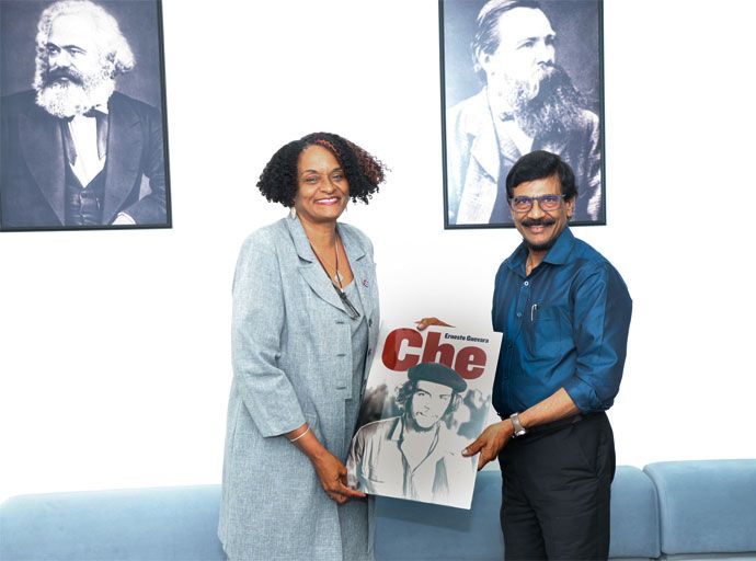 ජවිපෙ ප්‍රධාන ලේකම් සහ කියුබානු තානාපතිනිය අතර හමුවක්