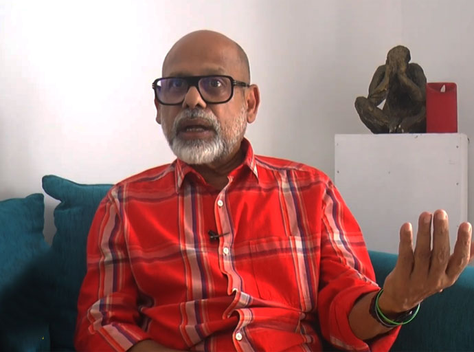 ප්‍රජාතන්ත්‍රවාදිව බලයට පත් වුණත් නොකර ම බැරි දේ... - ගාමිණී වියන්ගොඩ (වීඩියෝ)   