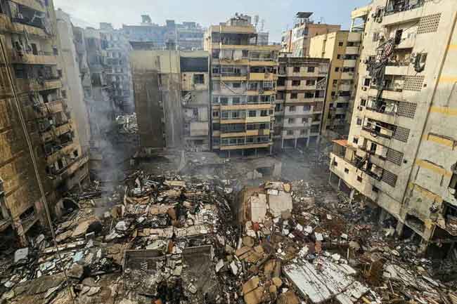 ලෝකයම අර්බුද රැසක පැටලූ යුද්ධය අරඹා මාසයයි