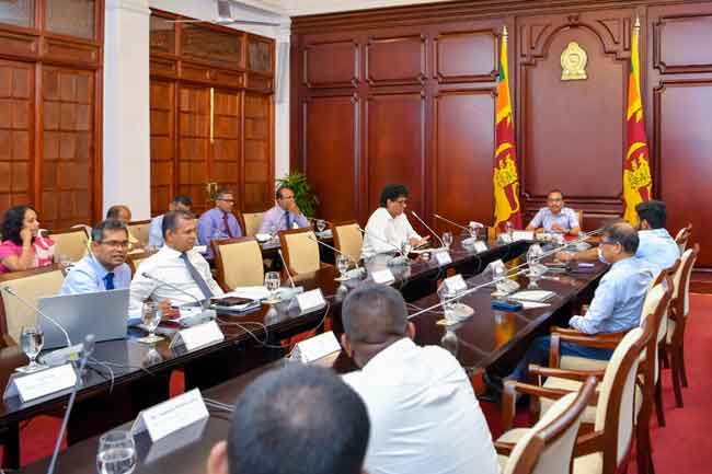 සියලු අමාත්‍යාංශ සම්බන්ධීකරණයට ඛනිජ තෙල් නීතිගත සංස්ථාවෙන් නිලධාරීන් පස් දෙනෙක් 