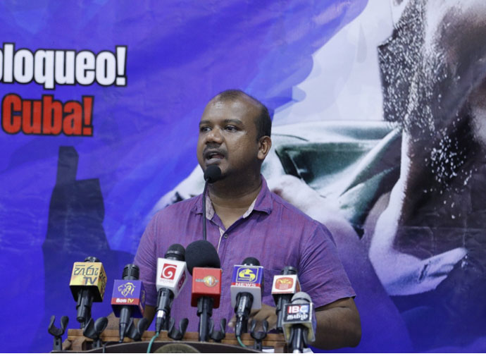 කියුබාව වෙනුවෙන් අපේ මිත්‍රත්වයේ දෑත් ඔසවමු - නුවන් බෝපගේ