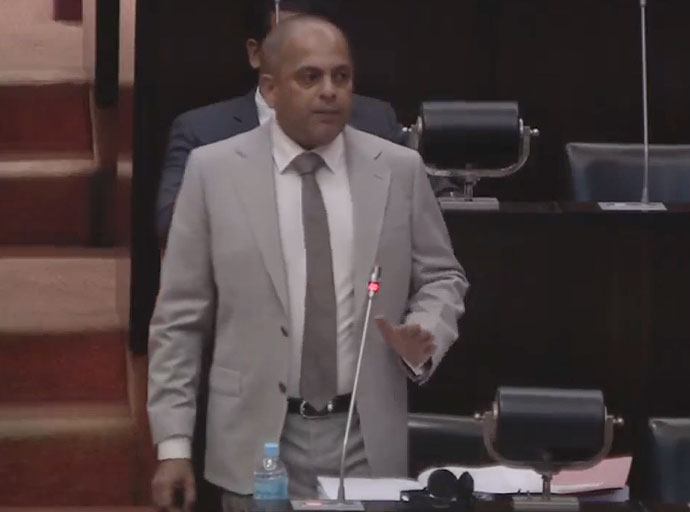 බැඳුම්කරයටත් වඩා ලොකු ගල් අඟුරු "මංකොල්ලය" පිළිබඳ එස්. එම්. මරික්කාර් කරන හෙළිදරව්ව