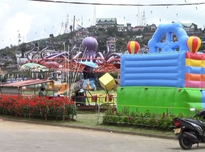 නුවරඑළියේ පැවැත්වෙන සැණකෙළියකට පුද්ගලික ආයතනයකින් විදුලිය; නුවරඑළිය විදුලි ඉංජිනේරු ප්‍රකාශයක් දීම ප්‍රතික්ෂේප කරයි