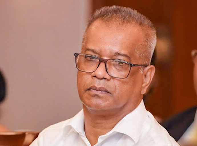 ලාල් කාන්තට වැඩ වරදී; හිරු සියලු චෝදනා ප්‍රතික්ෂේප කරයි