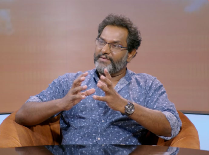 ඇමරිකාව, මෙවර ආරම්භ කළ යුද්ධයේ දී සිදුවූ වෙනස කුමක් ද...? - සුමිත් චාමින්ද පැහැදිලි කරයි