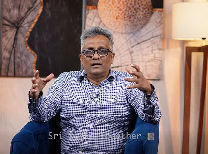 යූ ටියුබර්ස්ලාට ආණ්ඩුව පහර නොදෙන්නේ ඇයි...? - දීප්තිකුමාර ගුණරත්න (විඩියෝ)