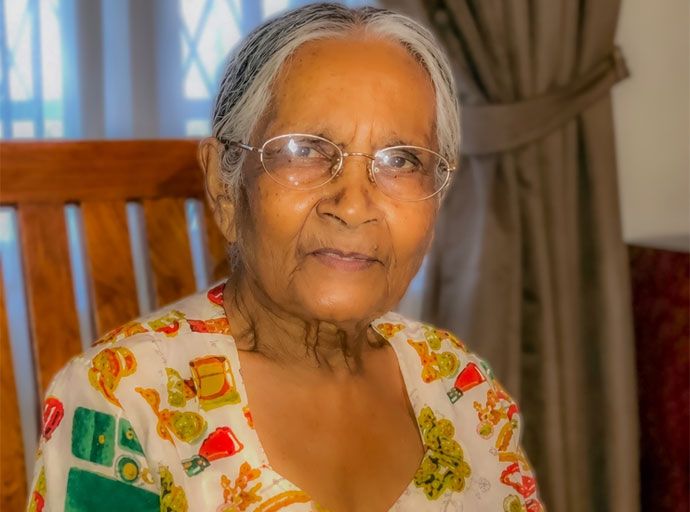 වජිර අබේවර්ධන මහතා ගේ නැන්දනිය ජීවිතයෙන් සමු ගනී
