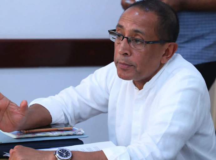 සජිත් ගේ දේශපාලන සතිය  - සජබ සභාපති කබීර් ගෙන් සජිත්ට පැසසුම්