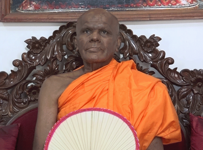 බුදුන් වහන්සේ අනුදැන වදාළ ධර්මය අනුගමනය කිරීමට මෙම වෙසක් දිනයේ දී කටයුතු කළ යුතුයි - අස්ගිරි අනුනායක පූජ්‍ය වේඩරුවේ උපාලි හිමියෝ පවසති