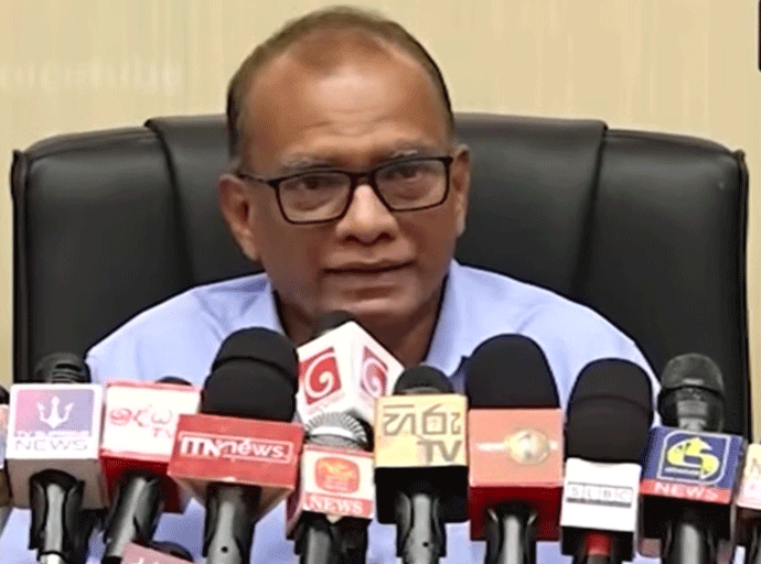 ඉන්ධන සැපයුම පිළිබඳව අමාත්‍යවරයා කරුණු දක්වයි