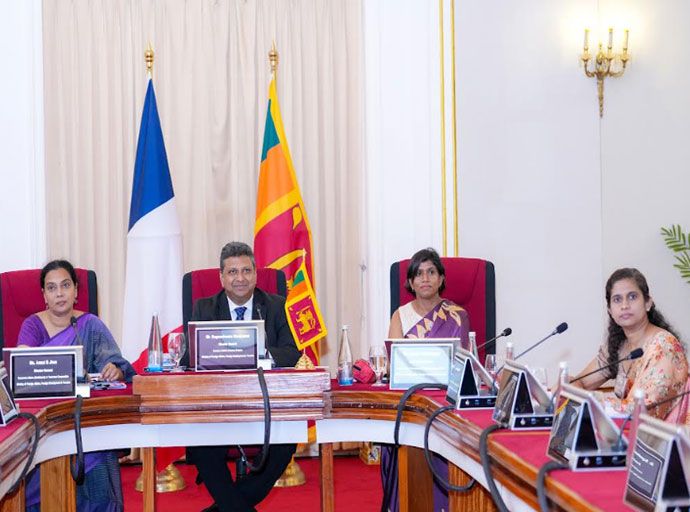 ශ්‍රී ලංකාව සහ ප්‍රංශය ද්විපාර්ශ්වික සබඳතා ශක්තිමත් කරයි
