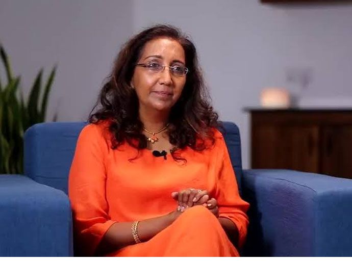 තුෂ් වික්‍රමනායක පා.ම. ලක්මාලි හේමචන්ද්‍රට ඍජුව ම ලියයි