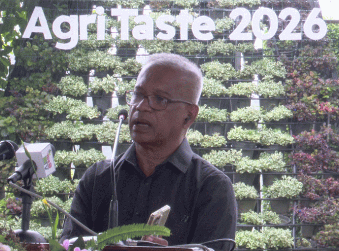 මේ වන විට ශ්‍රී ලංකාව සහලින් ස්වයංපෝෂිතයි - අමාත්‍ය ලාල්කාන්ත