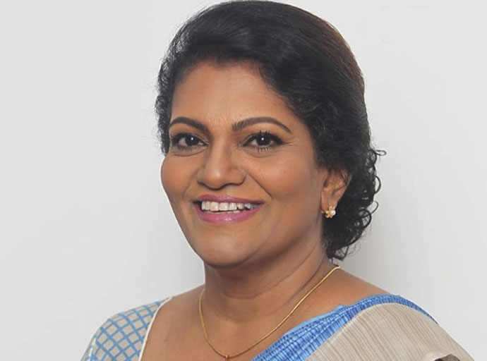කොළඹ මහ නගර සභා මන්ත්‍රීනී දීපා එදිරිසිංහ සිය මන්ත්‍රී ධුරයෙන් ඉල්ලා අස් වේ