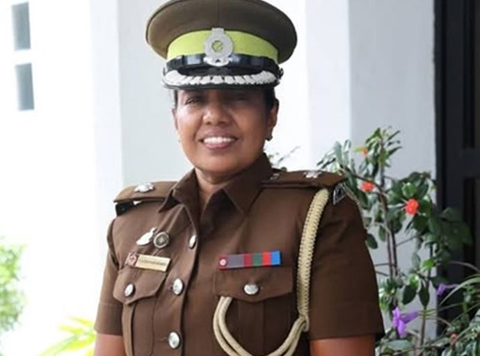 බන්ධනාගාර දෙපාර්තමේන්තුවේ ප්‍රථම කාන්තා සහකාර අධිකාරිවරිය; දිස්නා කාරියවම්