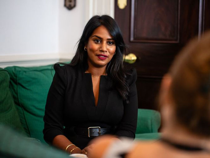 ශ්‍රී ලාංකික සම්භවයක් සහිත මන්ත්‍රීවරිය බ්‍රිතාන්‍යයේ අමාත්‍ය පදවියකට