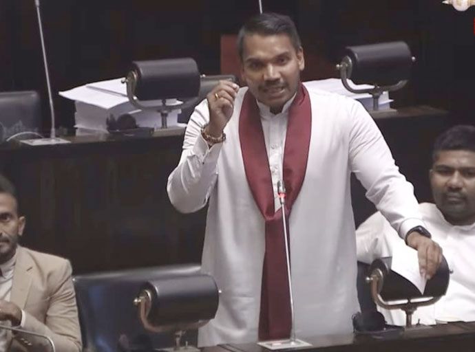 විනිශ්චයකාරවරුන් ගේ වයස් සීමාව වැඩි කරා කියලා අධිකරණ ප්‍රමාණය වැඩි වෙන්නේ නැහැ- නාමල් රාජපක්ෂ