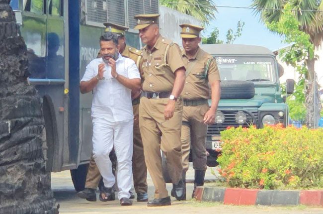 පිල්ලයාන් අගෝස්තු 18 දක්වා යළි රිමාන්ඩ්