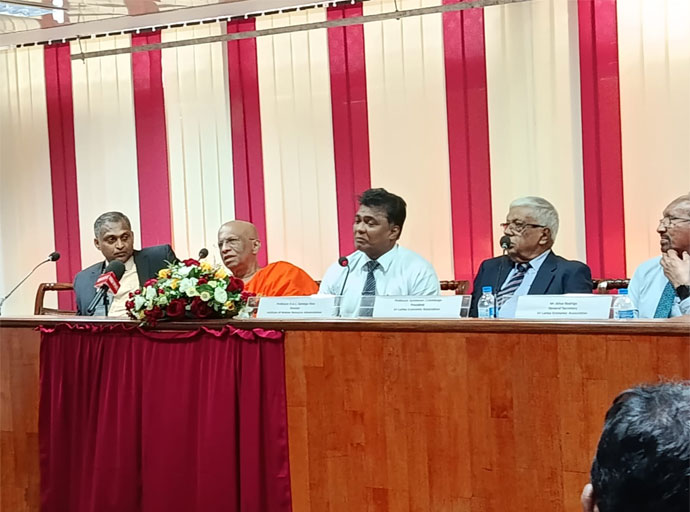 2022 දී ශ්‍රී ලංකාව මුහුණ දුන් දැවැන්ත ආර්ථික කඩාවැටීම හදිසි අනතුරක් නොවේ - මහාචාර්ය විජිතපුරේ විමලරතන හිමි