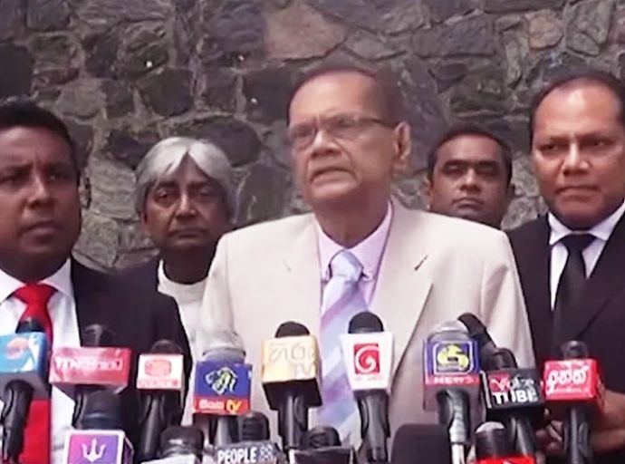 "ඕනෑම ප්‍රජාතන්ත්‍රවාදී රටක නීතියක්, පනතක් ගෙනෙනකොට විශාල සංවාදයක් ඇතිවිය යුතුයි.  - මහාචාර්ය ජී. එල්. පීරිස්