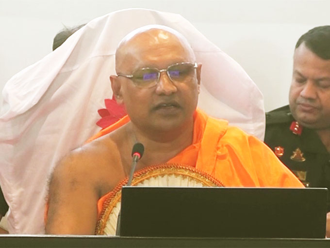 “ඇසළ පෙරහැර මංගල්‍යට නොගැළපෙන සංස්කෘතියක් ගොඩනැගීම වැළැක්විය යුතුයි” - පූජ්‍ය නාරම්පනාවේ ආනන්ද හිමි
