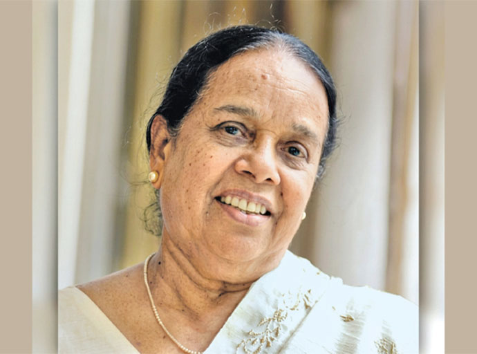 ජාතියේ යශෝරාවය නන්දා මාලිනිය දැයෙන් සමු ගනී