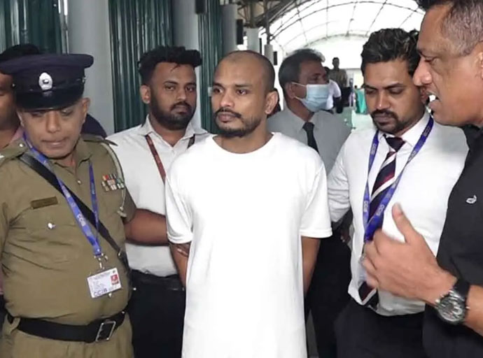 ඩුබායිහිදී අත්අඩංගුවට ගත් ‘බස් ලලිත්’ ලංකාවට.....