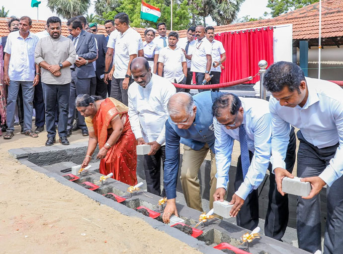 මන්නාරම දිස්ත්‍රික් මහ රෝහලේ හදිසි අනතුරු සහ හදිසි ප්‍රතිකාර ඒකකයේ ඉදිකිරීම් අරඹයි