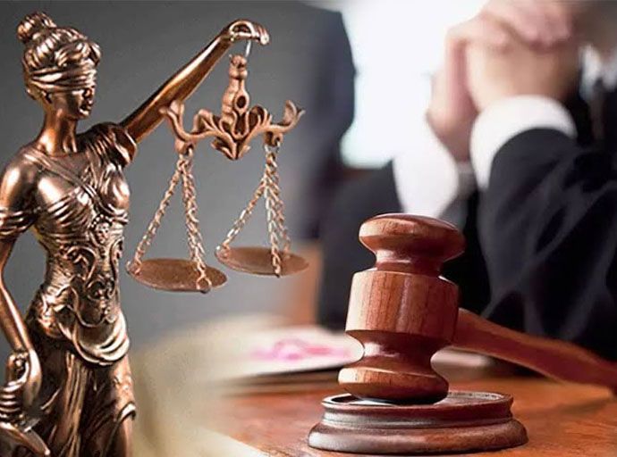 විනිසුරුවරුන් ගේ වැටුප්  අත්තිකාරම්වලින් පෞද්ගලික ආදායම් බදු (APIT) අය කිරීම නීත්‍යනුකූල යි