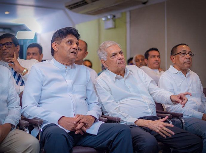 සජිත් ගේ දේශපාලන සතිය - අගමැති නිහඬයි - රට ම අනාථයි