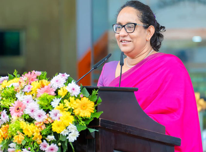 ඉදිරි අයවැයෙන් පොත් සඳහා වන වැට් බදුවල වෙනසක්; අගමැතිනියගෙන් ප්‍රකාශයක්