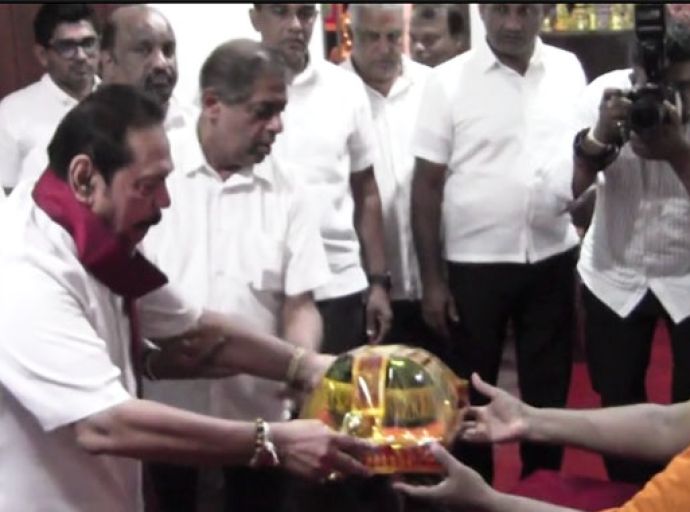නාමල්ට සෙත් පතා කැලණි පුදබිමේදී බෝධි පූජාවක්: හිටපු ජනපති මහින්ද රාජපක්ෂත් එක්වෙයි!