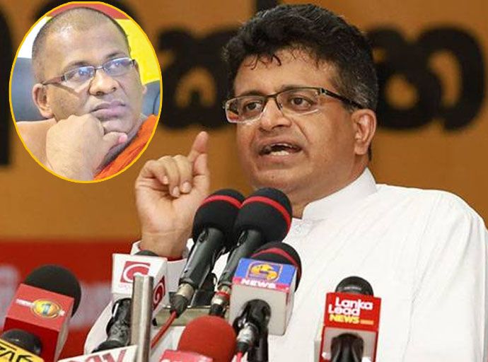 ඥානසාර හිමිට ජම්පරය ඇන්දවීම දුරකථනයෙන් ප්‍රබලයෙකුට පෙන්වලා: ගම්මන්පිලගෙන් චෝදනාවක්