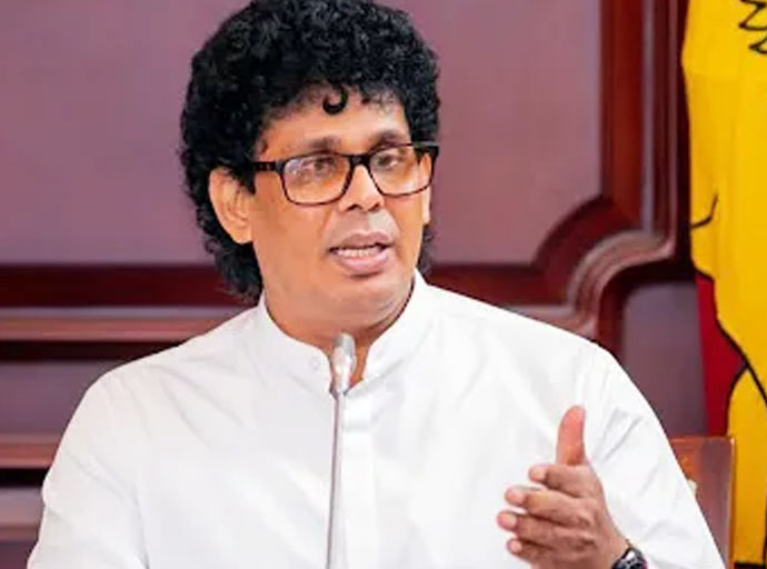 ගෑස් හිඟයක් ගැන අනිසි බියක් එපා - අමාත්‍ය වසන්ත සමරසිංහ