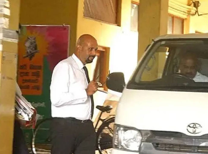 අල්ලස් කොමිසමෙන් අත්අඩංගුවට ගත් තරුණ සේවා සභාවේ හිටපු සභාපතිට ඇප!