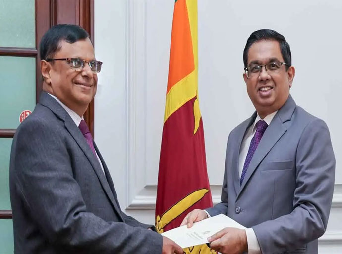 ශ්‍රී ලංකා මානව හිමිකම් කොමිෂන් සභාවේ නව සභාපති සහ සාමාජිකයන් පත් කෙරේ