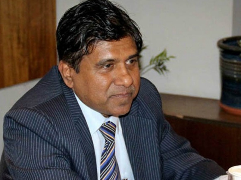 සුළු පක්ෂ නසන්න : විජේදාස 21 ගෙනල්ලා !