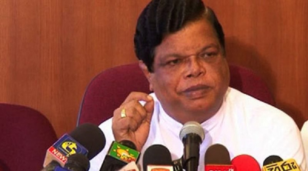 ආර්ථික අර්බුදය ගැන සාකච්ඡා කරන්න : ජනාධිපතිගෙන් බන්දුලට ආරාධනයක් !