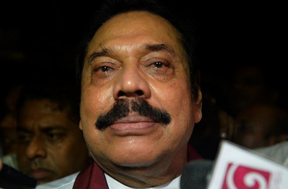 අද සිකුරාදා : රාත්‍රී 7ට සිරිසේන - මහින්ද තීරණාත්මක හමුවක ! 