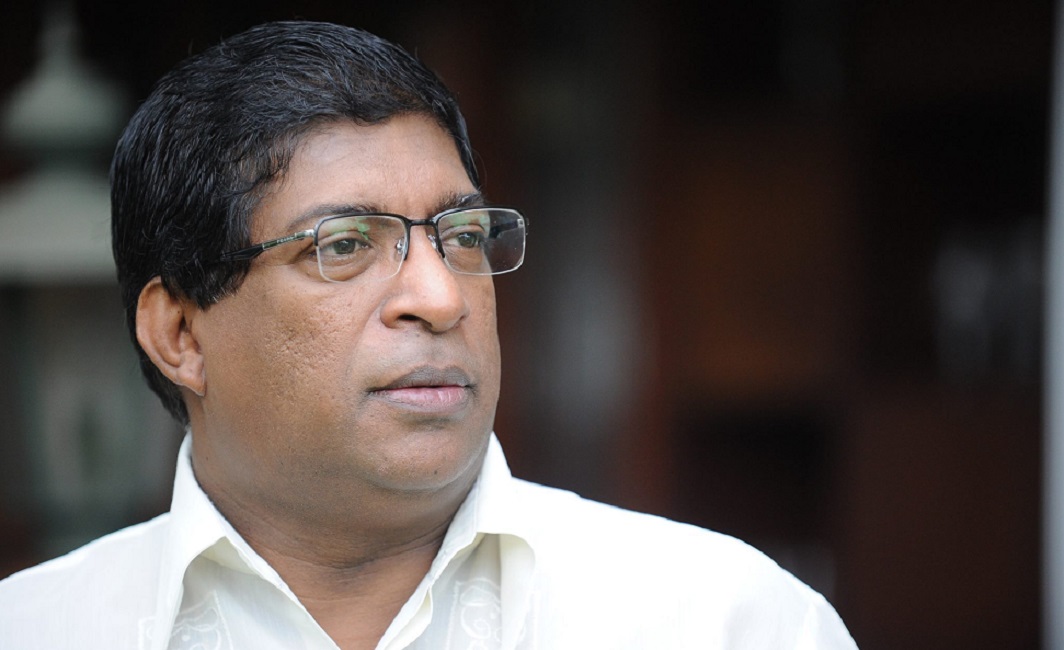 බැඳුම්කර නඩු දෙකෙන්ම : රවී ඇතුළු පිරිසට ඇප !