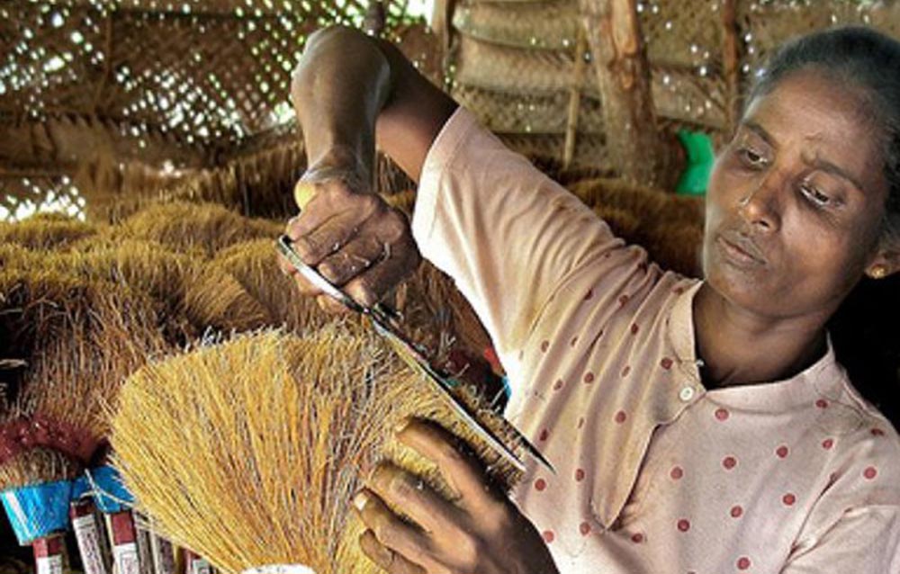 කැන්රිච් (Kanrich) එකම ගමේ 50 දෙනෙක් සමථ මණ්ඩලයට දක්කයි!