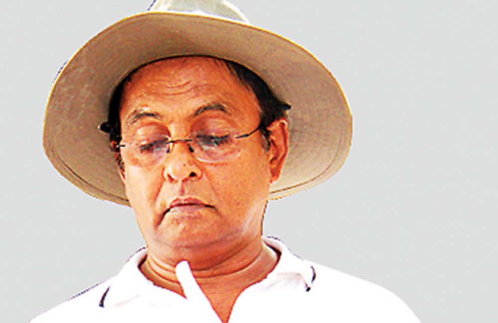 රාජ්‍ය මාධ්‍ය ප්‍රධානින් හීලෑ වෙයි - අයෙක් කළකිරිලා  