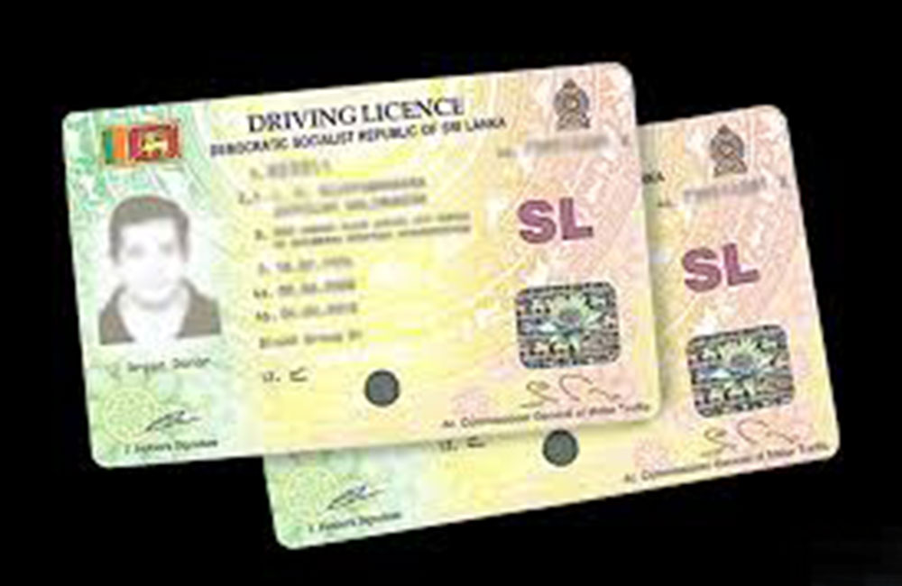 සංචාරකයින්ට ගුවන්තොටුපොළේදීම රියදුරු බලපත්‍රයක්